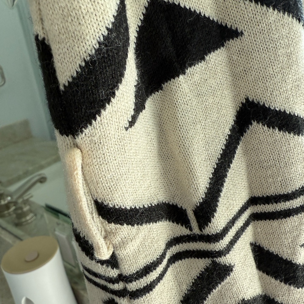 Ash Rain + Oak Aztec Print Cardigan Large - Picture 10 of 10